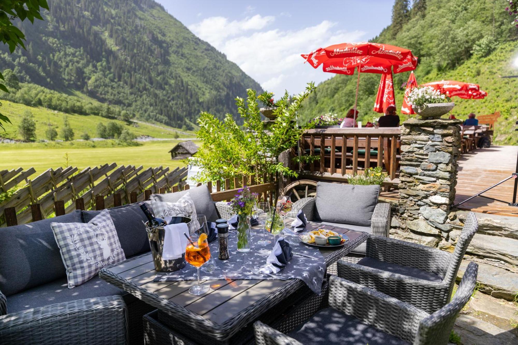 ホラースバッハ・イム・ピンツガウ Senninger Alm Bed & Breakfast エクステリア 写真