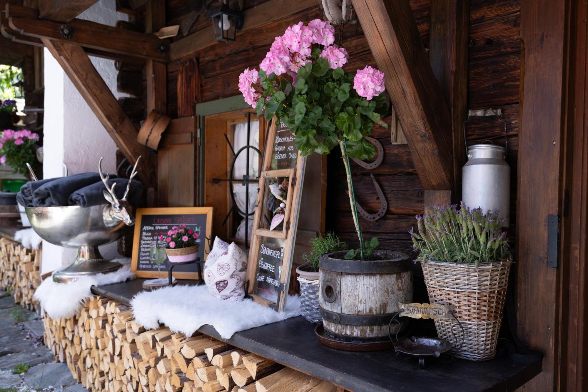 ホラースバッハ・イム・ピンツガウ Senninger Alm Bed & Breakfast エクステリア 写真