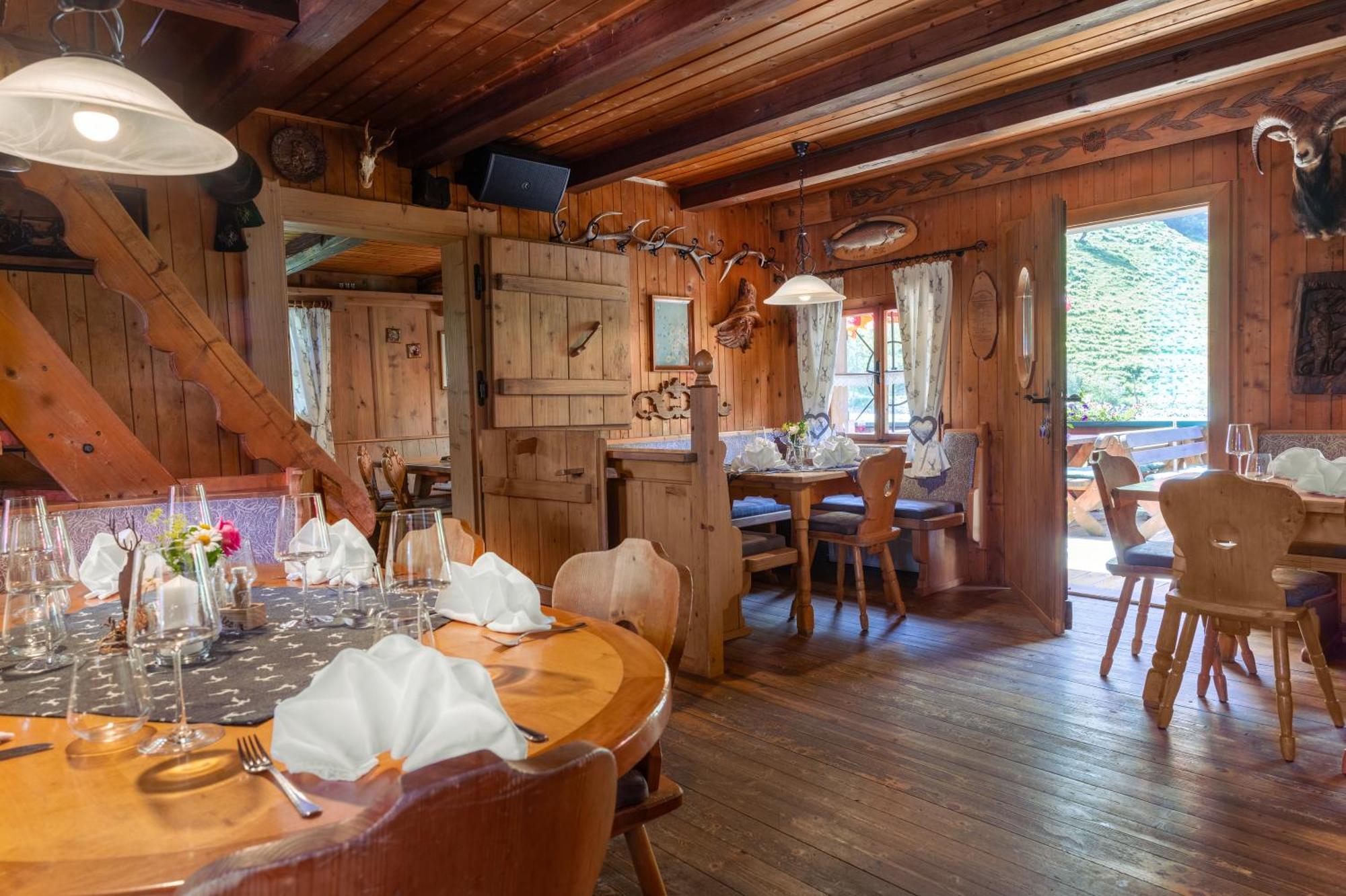 ホラースバッハ・イム・ピンツガウ Senninger Alm Bed & Breakfast エクステリア 写真